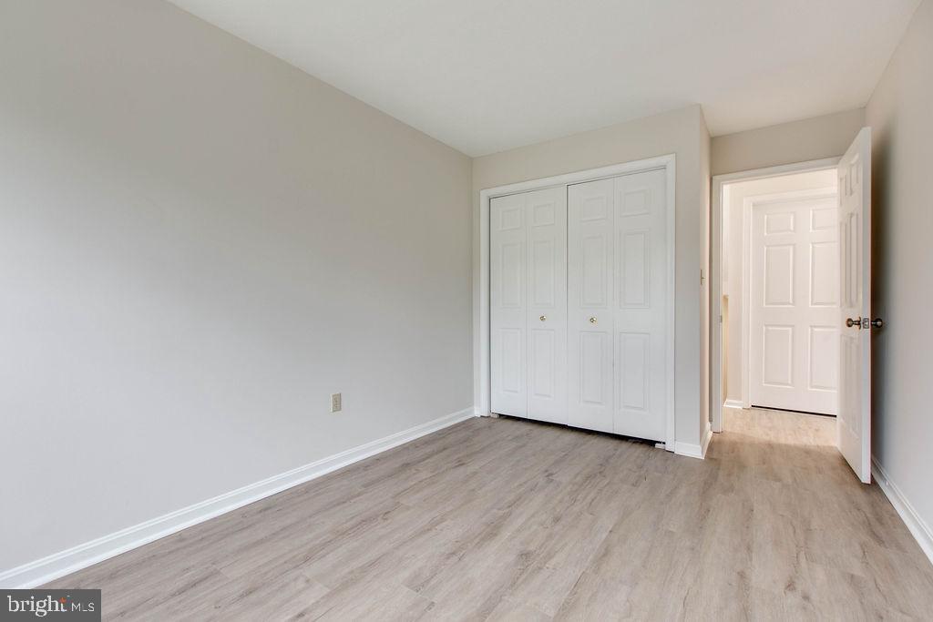 COLUMBIA PARK - Residential Lease