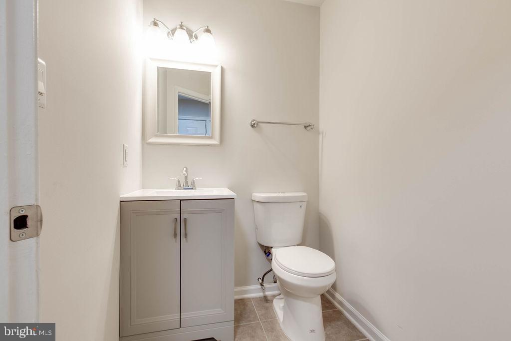 COLUMBIA PARK - Residential Lease