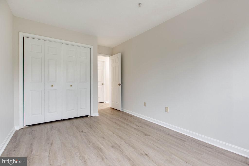 COLUMBIA PARK - Residential Lease