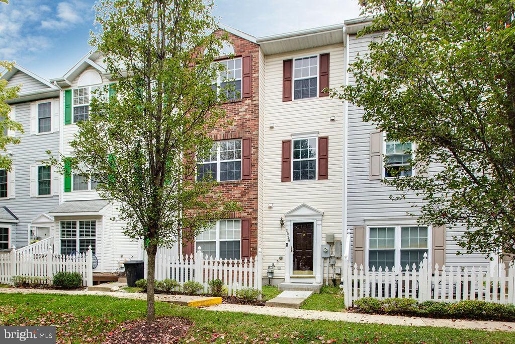 COLUMBIA PARK - Residential Lease