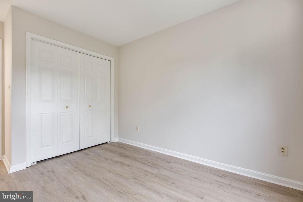 COLUMBIA PARK - Residential Lease