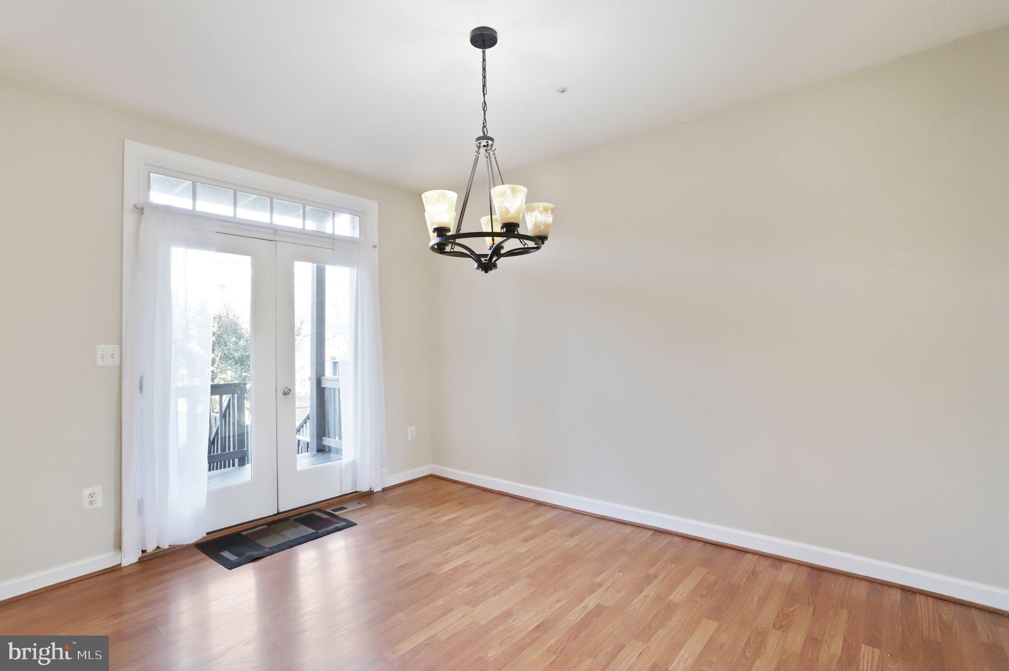 BALLENGER CREEK - Residential