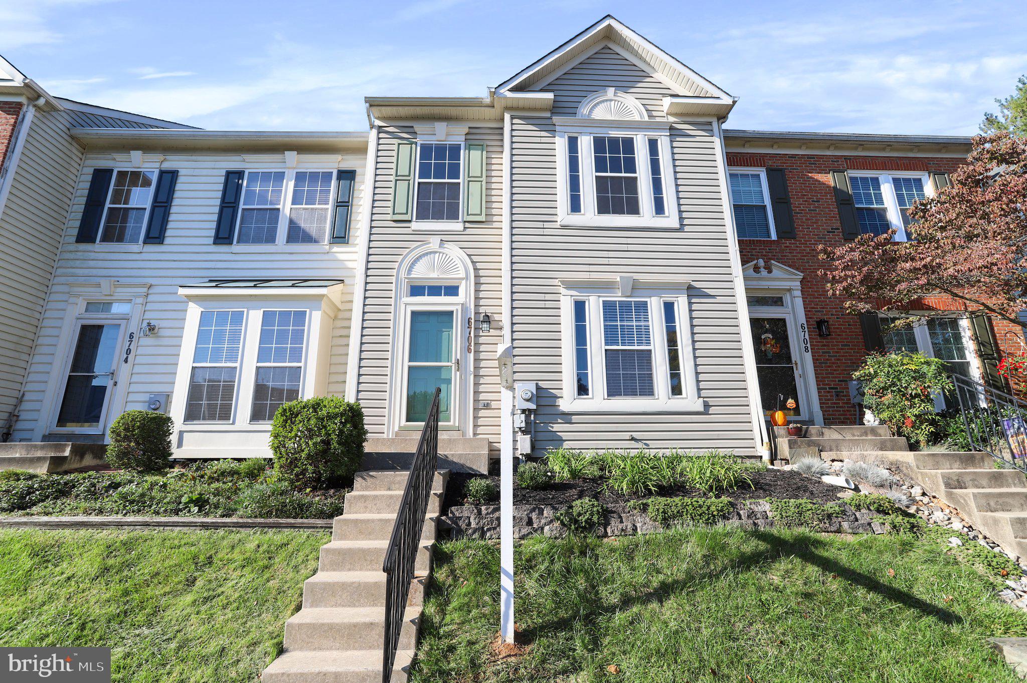 BALLENGER CREEK - Residential