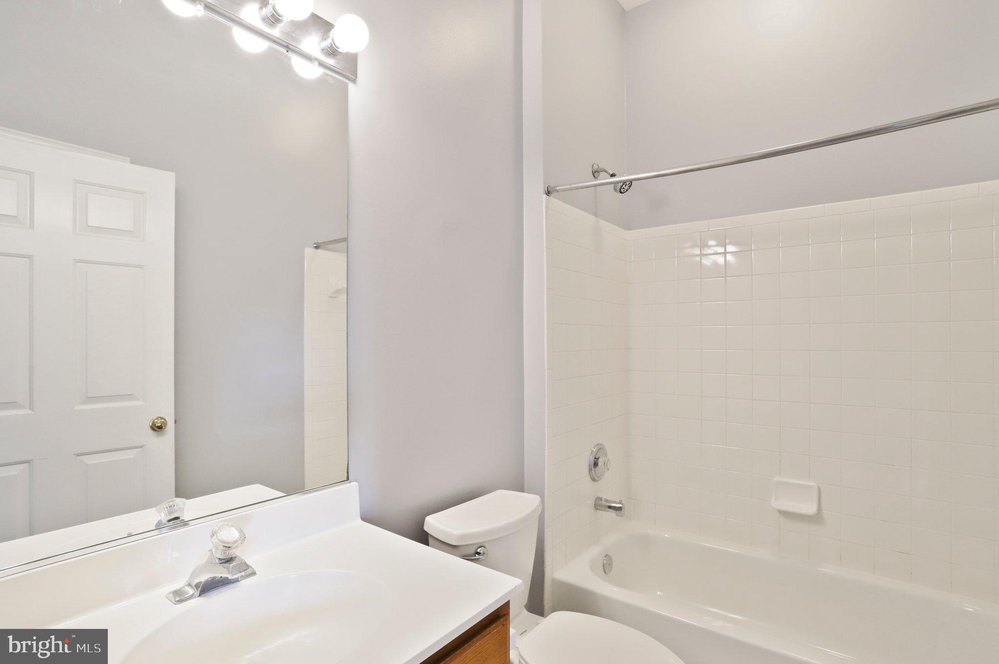 BALLENGER CREEK - Residential