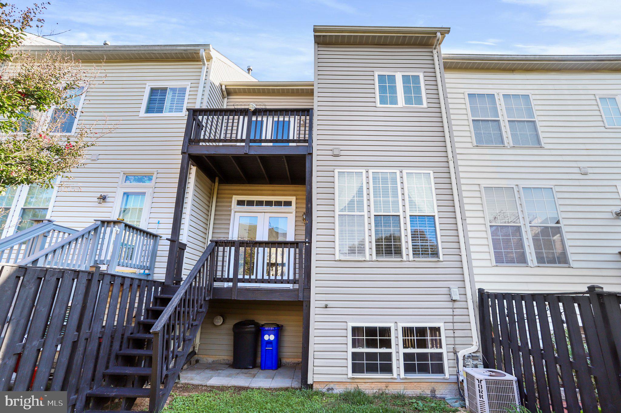 BALLENGER CREEK - Residential