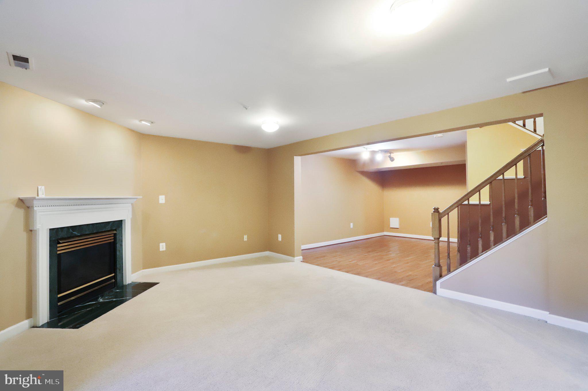 BALLENGER CREEK - Residential