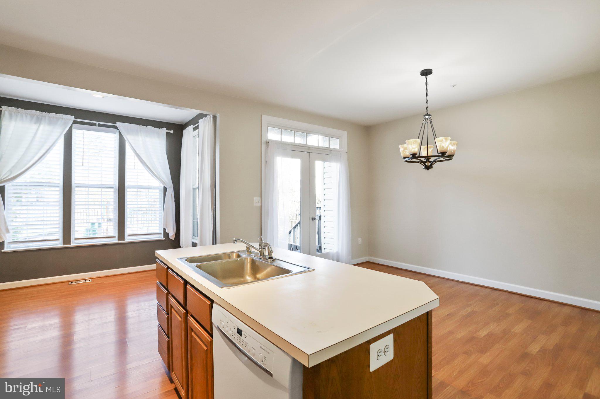 BALLENGER CREEK - Residential