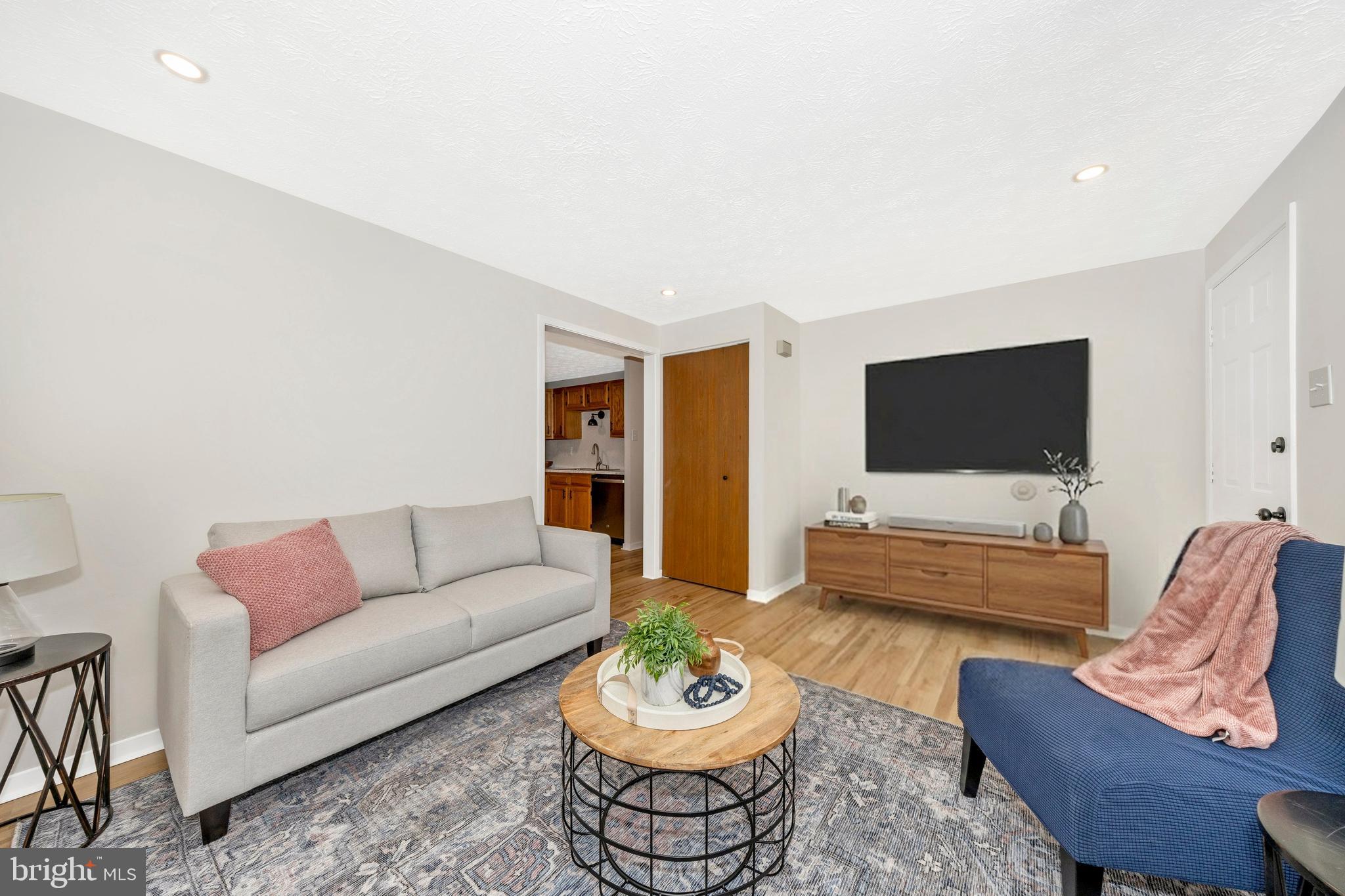 WILLOWCREST - Residential