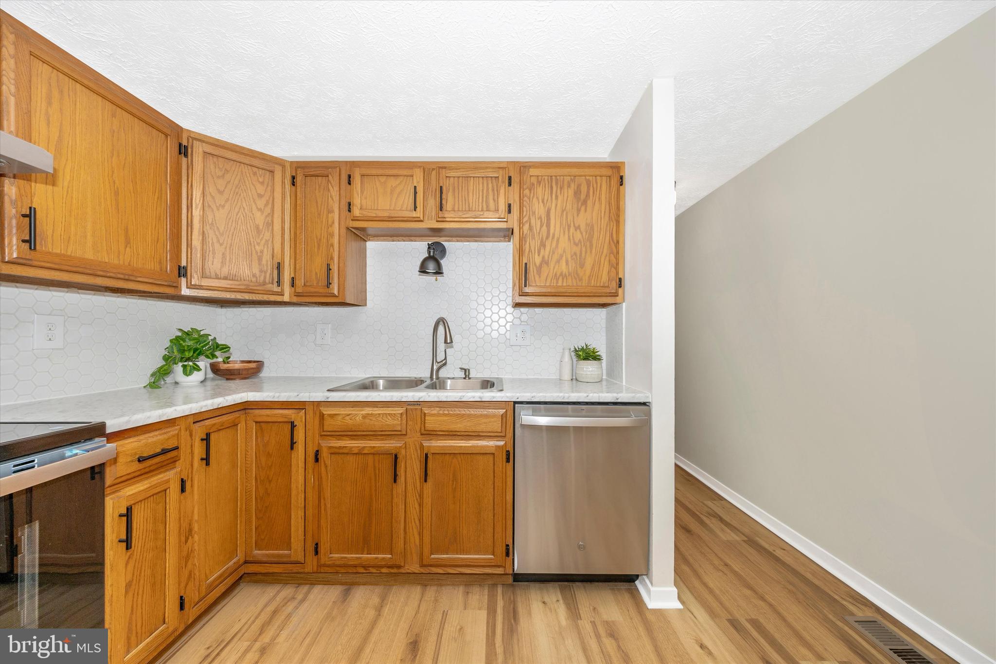 WILLOWCREST - Residential