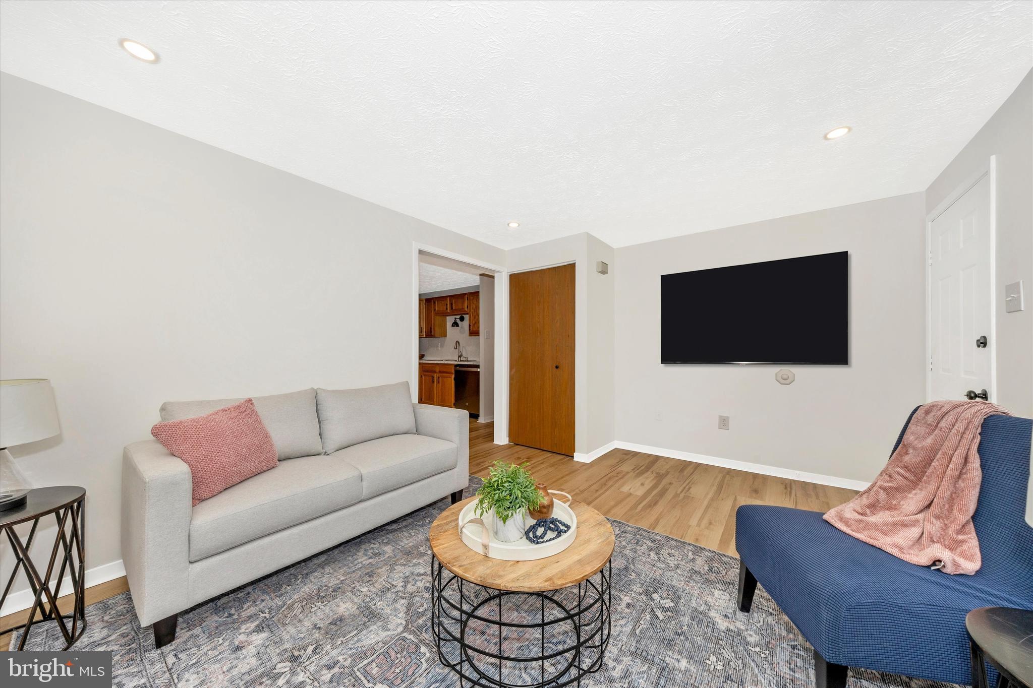 WILLOWCREST - Residential