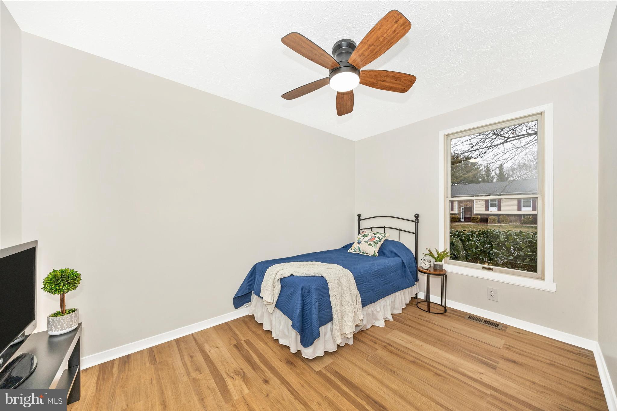 WILLOWCREST - Residential