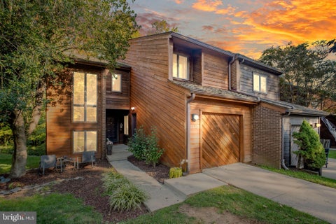 Photo of 2245 Cedar Cove Court, RESTON, VA 20191 (MLS # VAFX2347004)