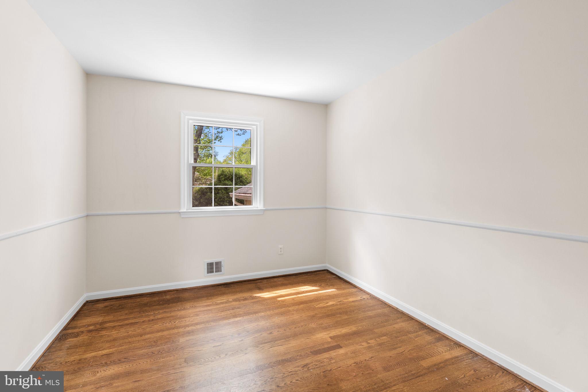 FALLS HILL - Residential