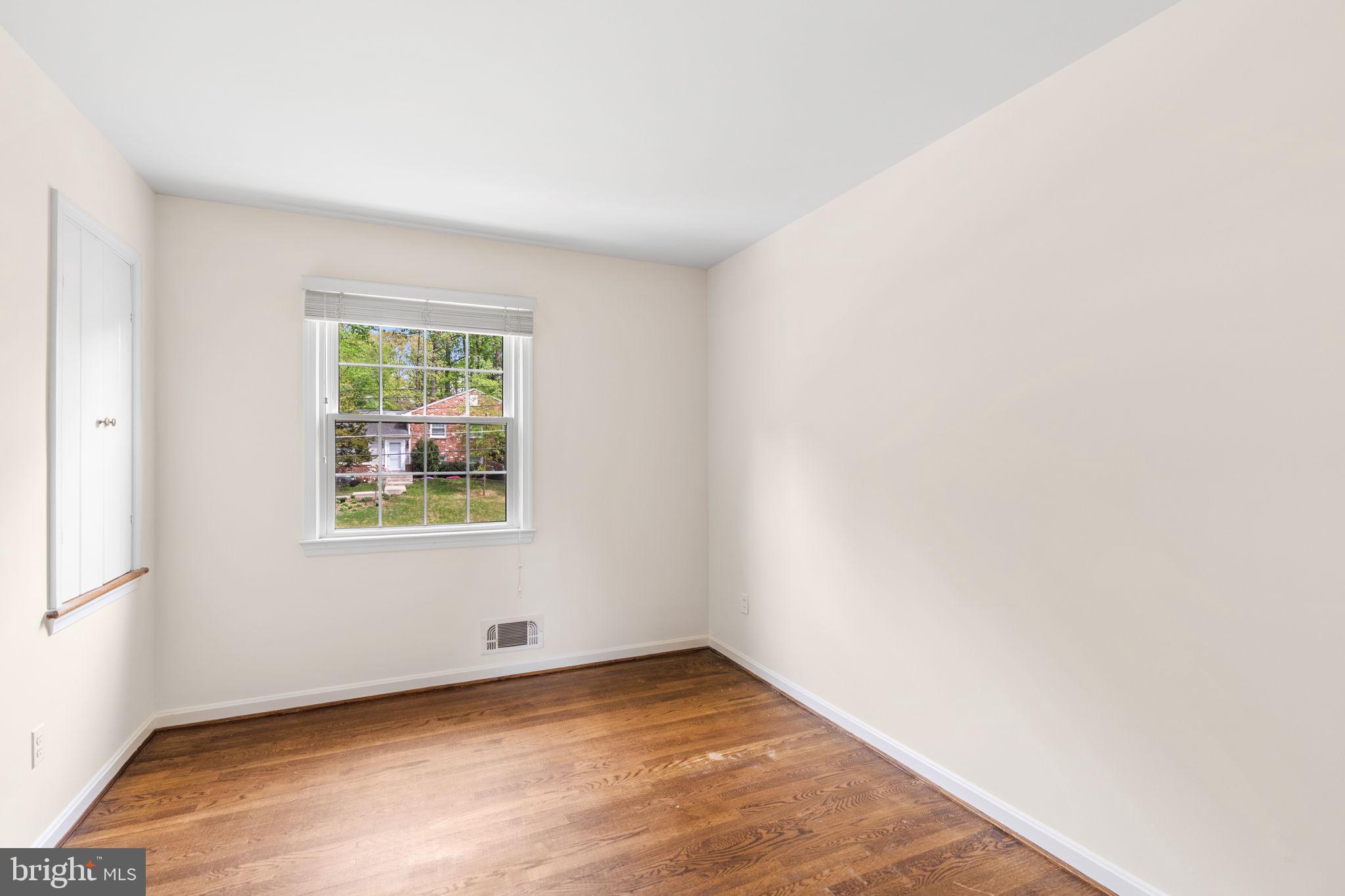 FALLS HILL - Residential