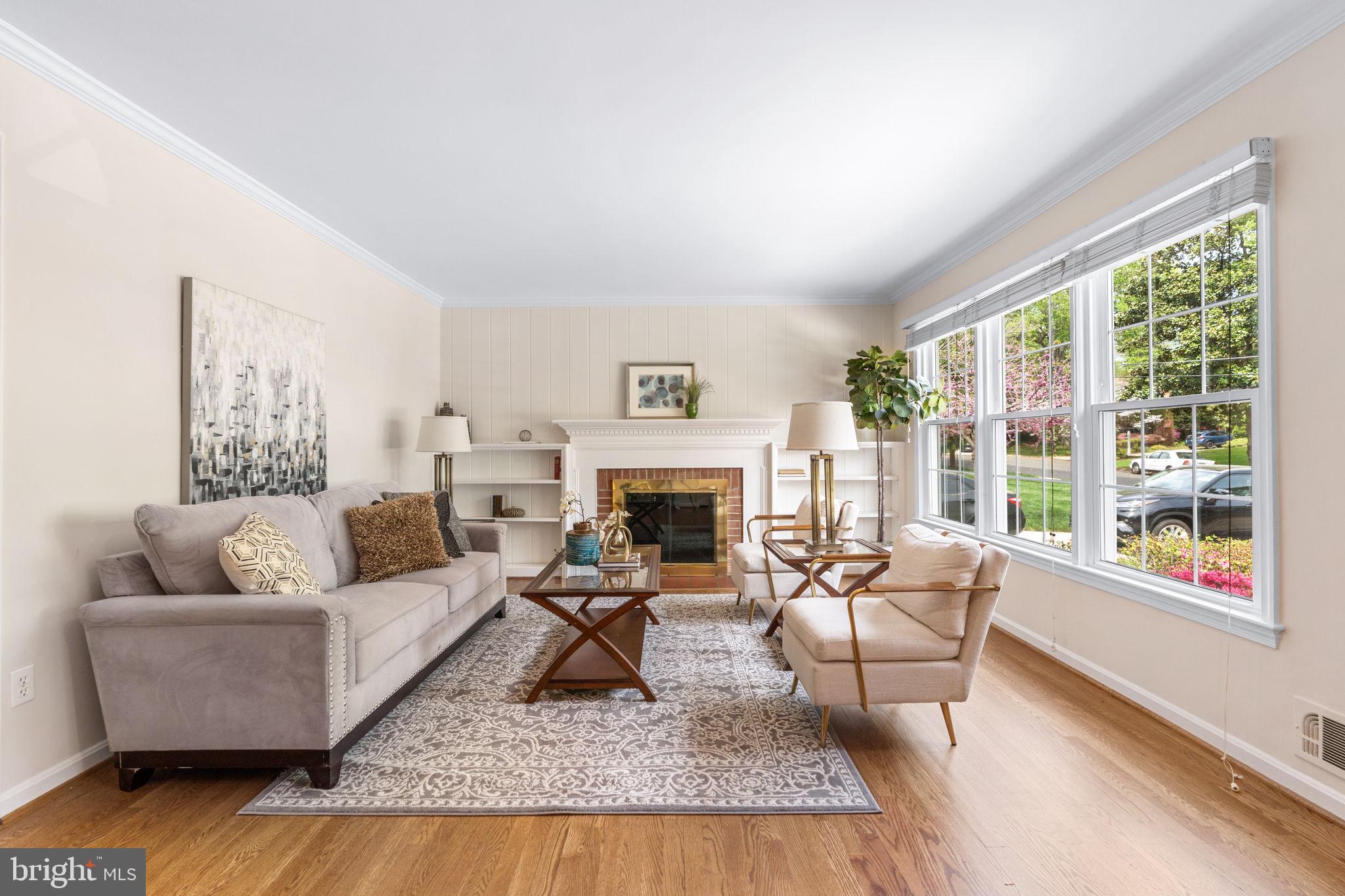 FALLS HILL - Residential