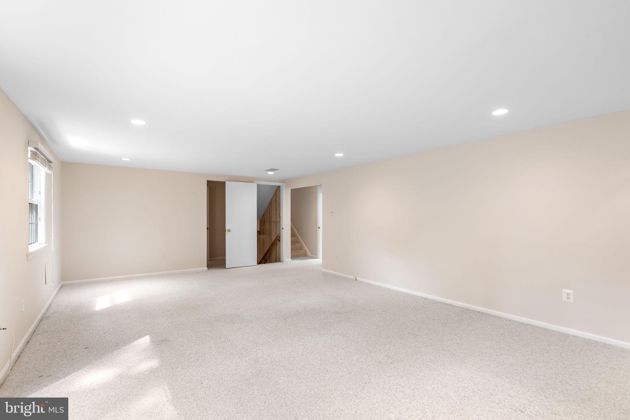 FALLS HILL - Residential