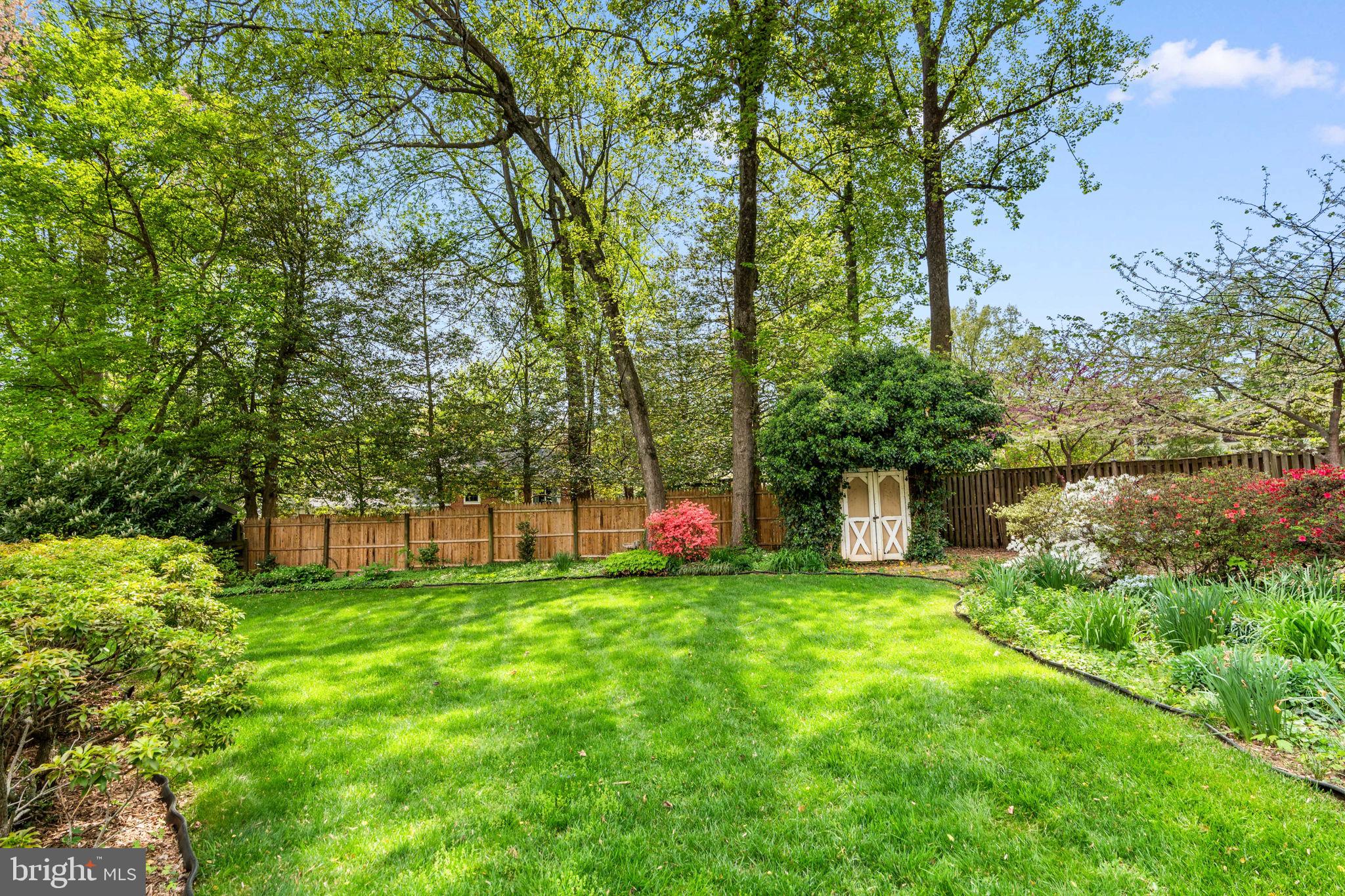 FALLS HILL - Residential