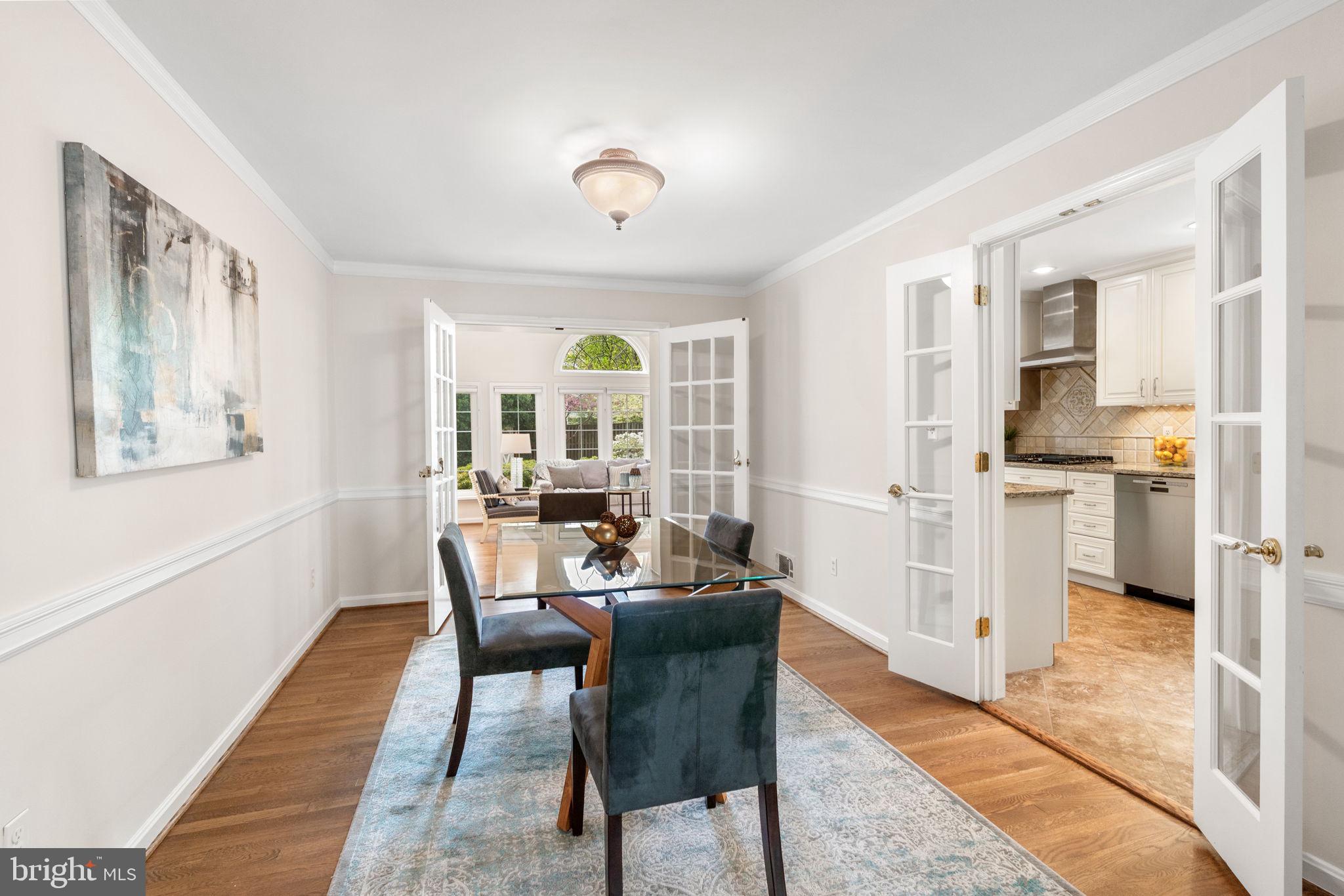 FALLS HILL - Residential