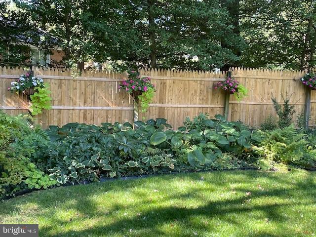 FALLS HILL - Residential