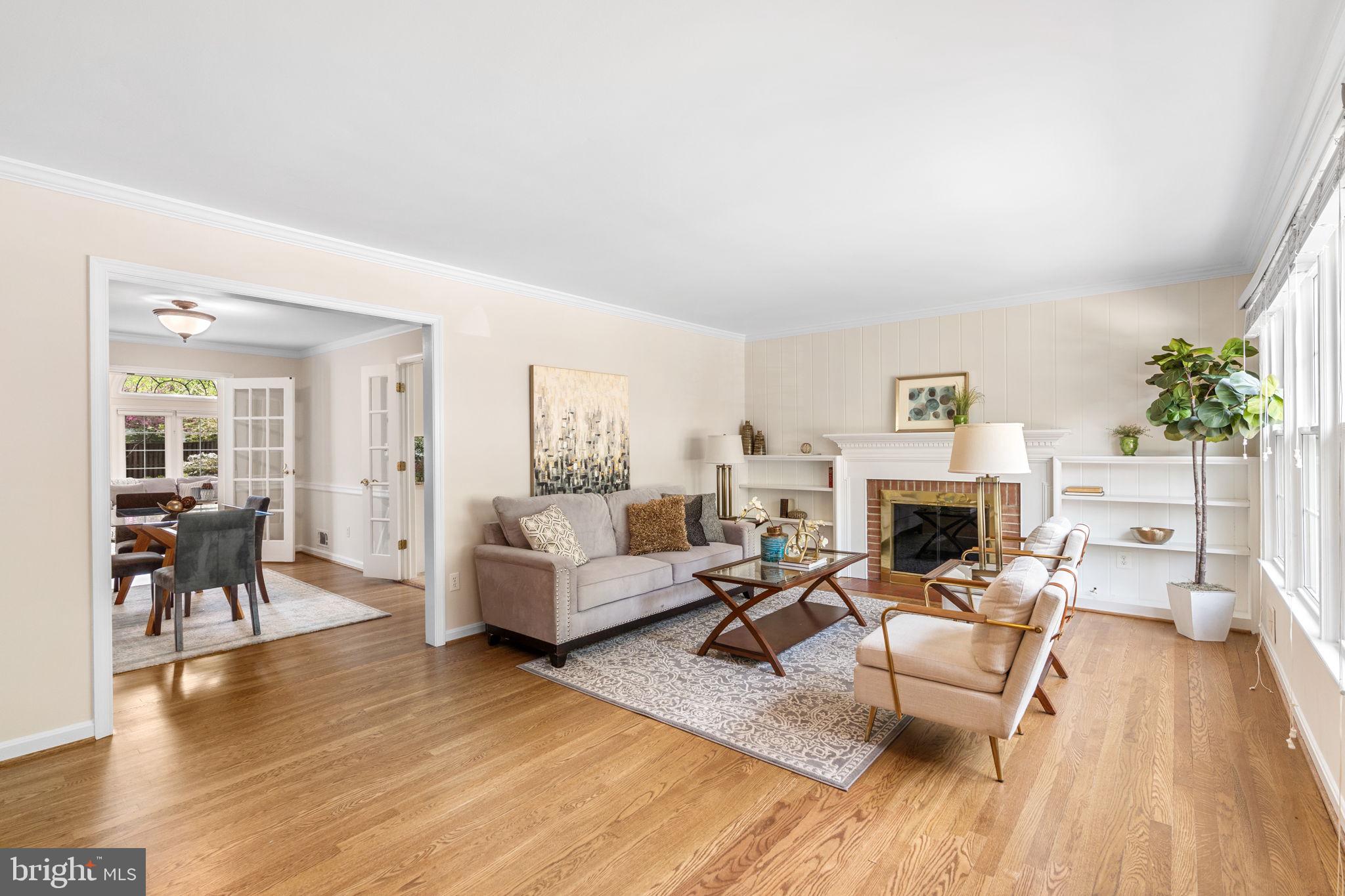 FALLS HILL - Residential