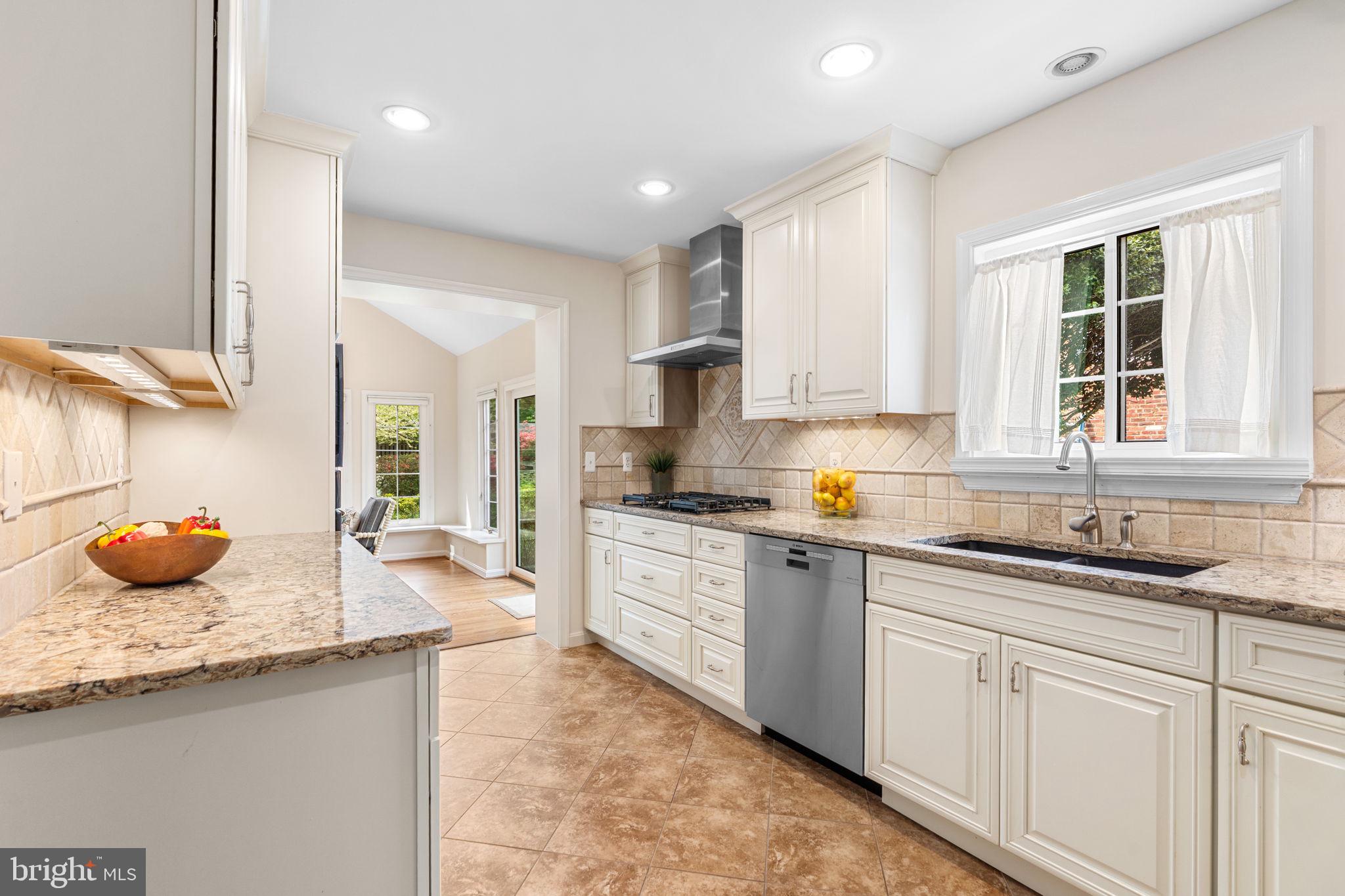 FALLS HILL - Residential