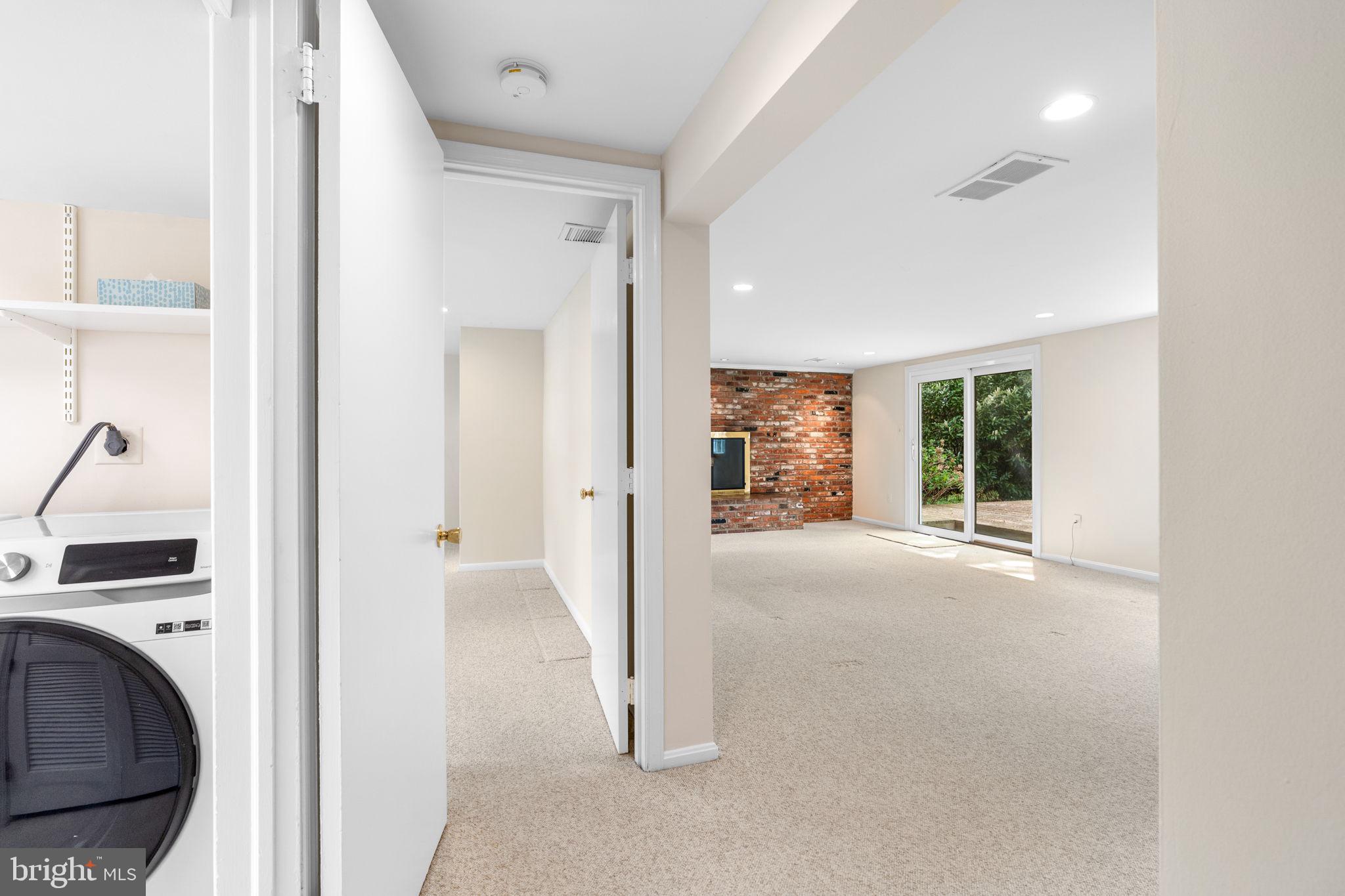 FALLS HILL - Residential