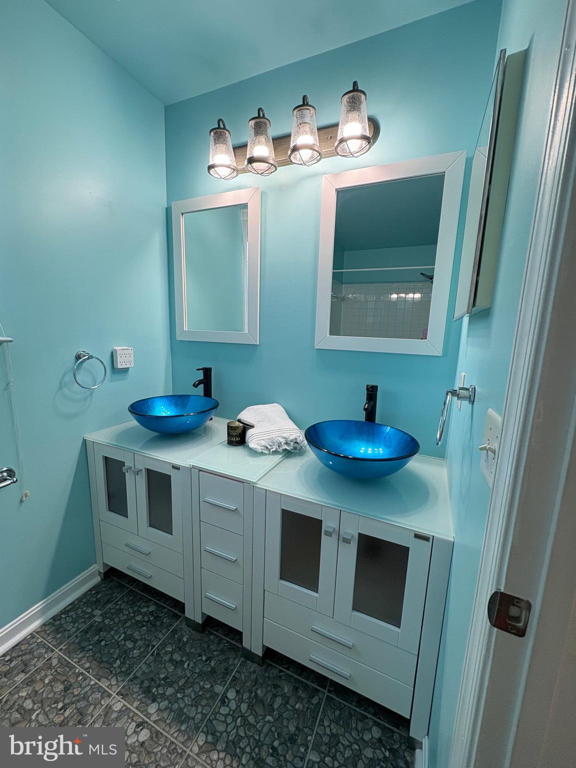 ASHLEIGH PARK - Residential