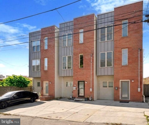 Townhouse For Sale - 4128 Apple Street<br/> PHILADELPHIA, PA 19127