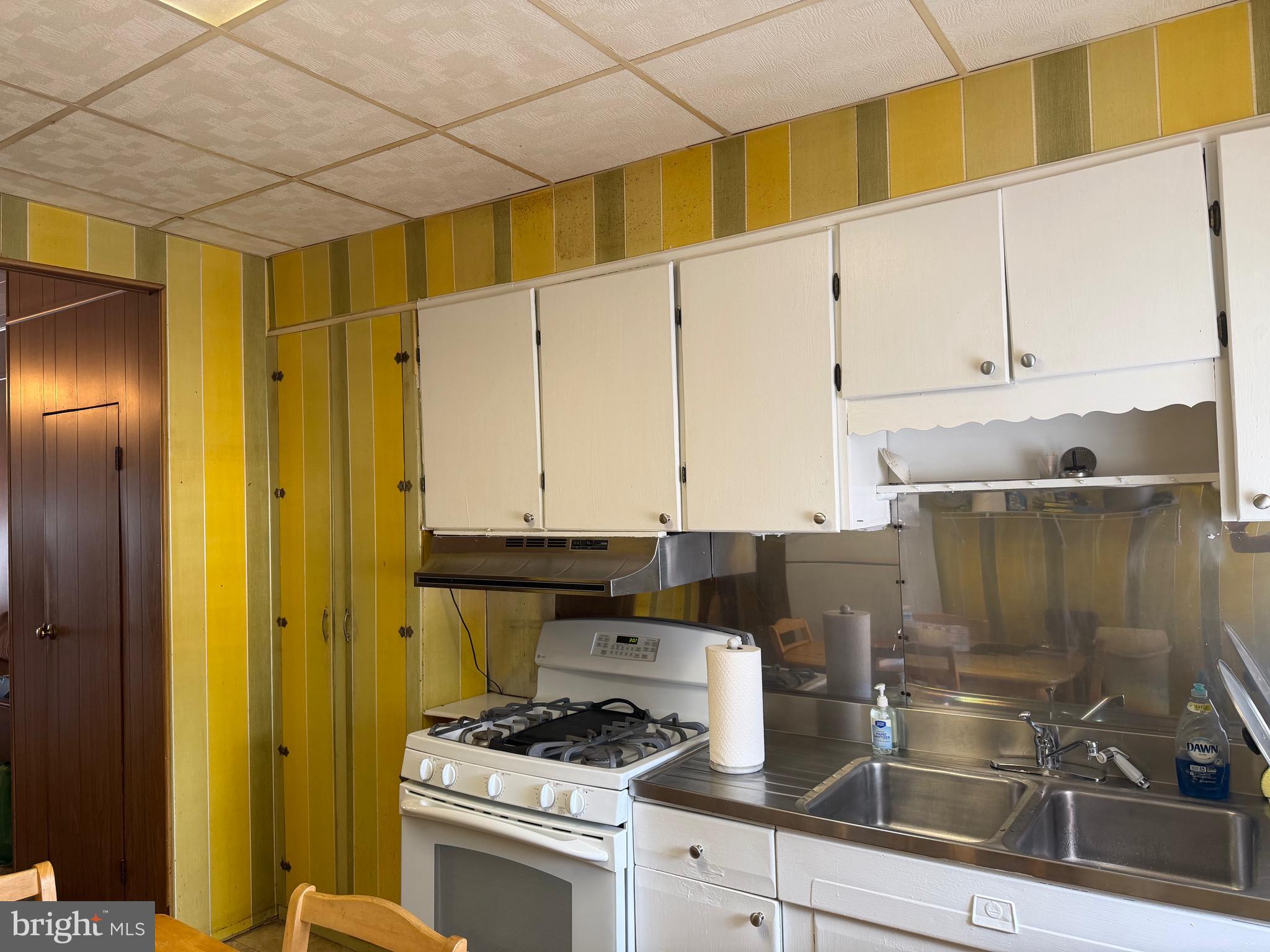 111 N HIGHLAND AVENUE