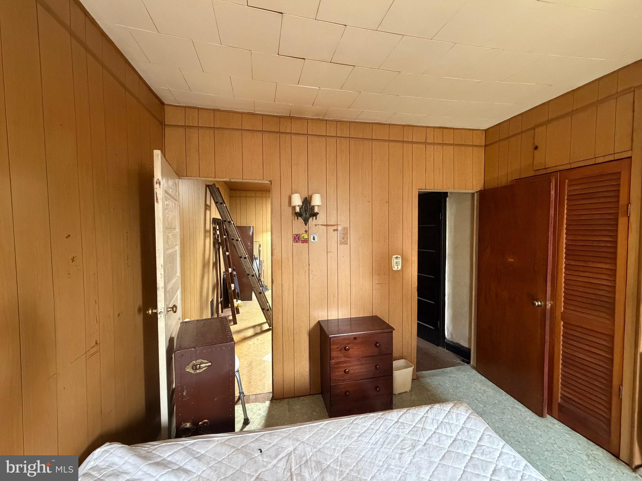 NORTH HIGHLANDTOWN - Residential