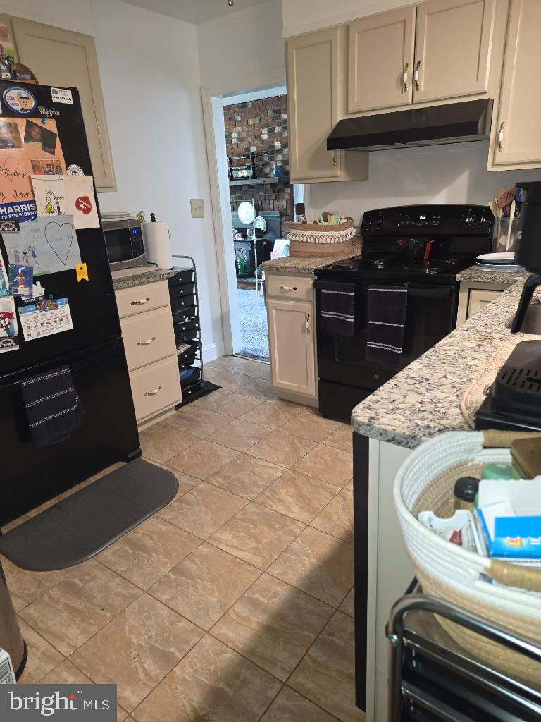 GLENMORE - Residential