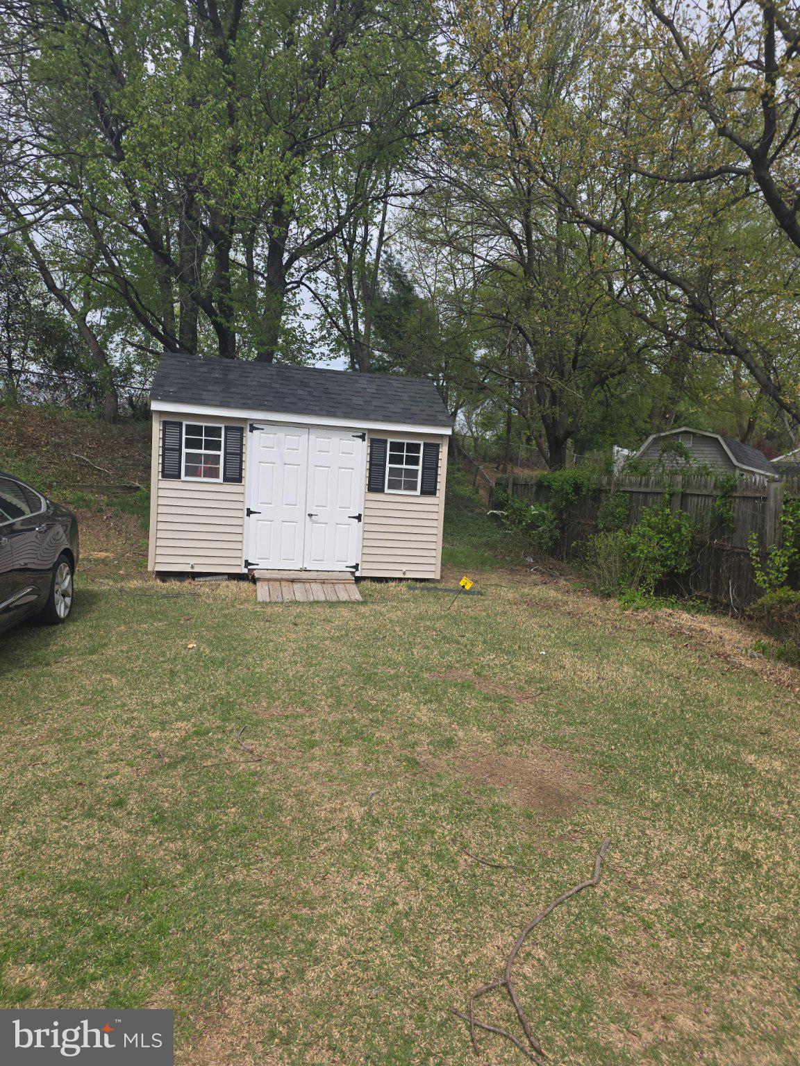 GLENMORE - Residential