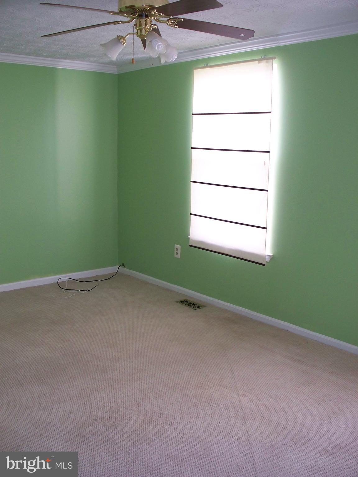 ULMSTEAD GARDENS - Residential Lease