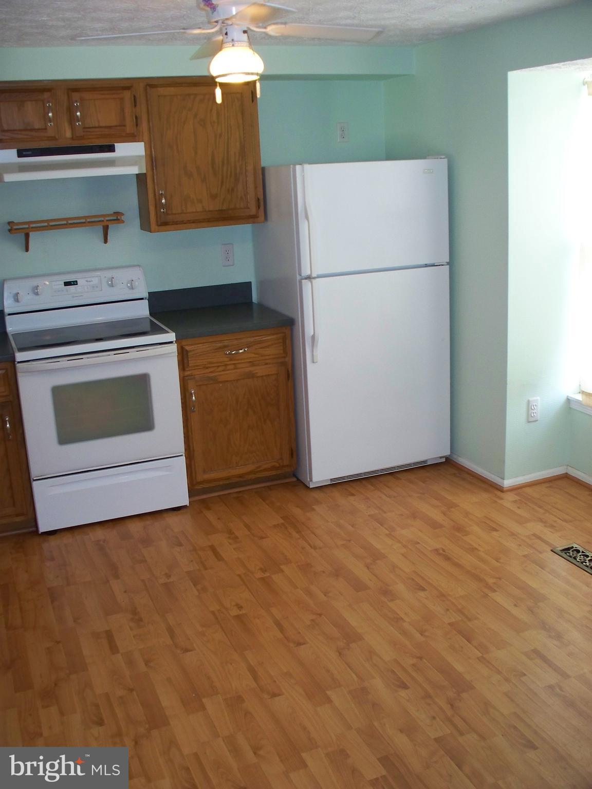 ULMSTEAD GARDENS - Residential Lease