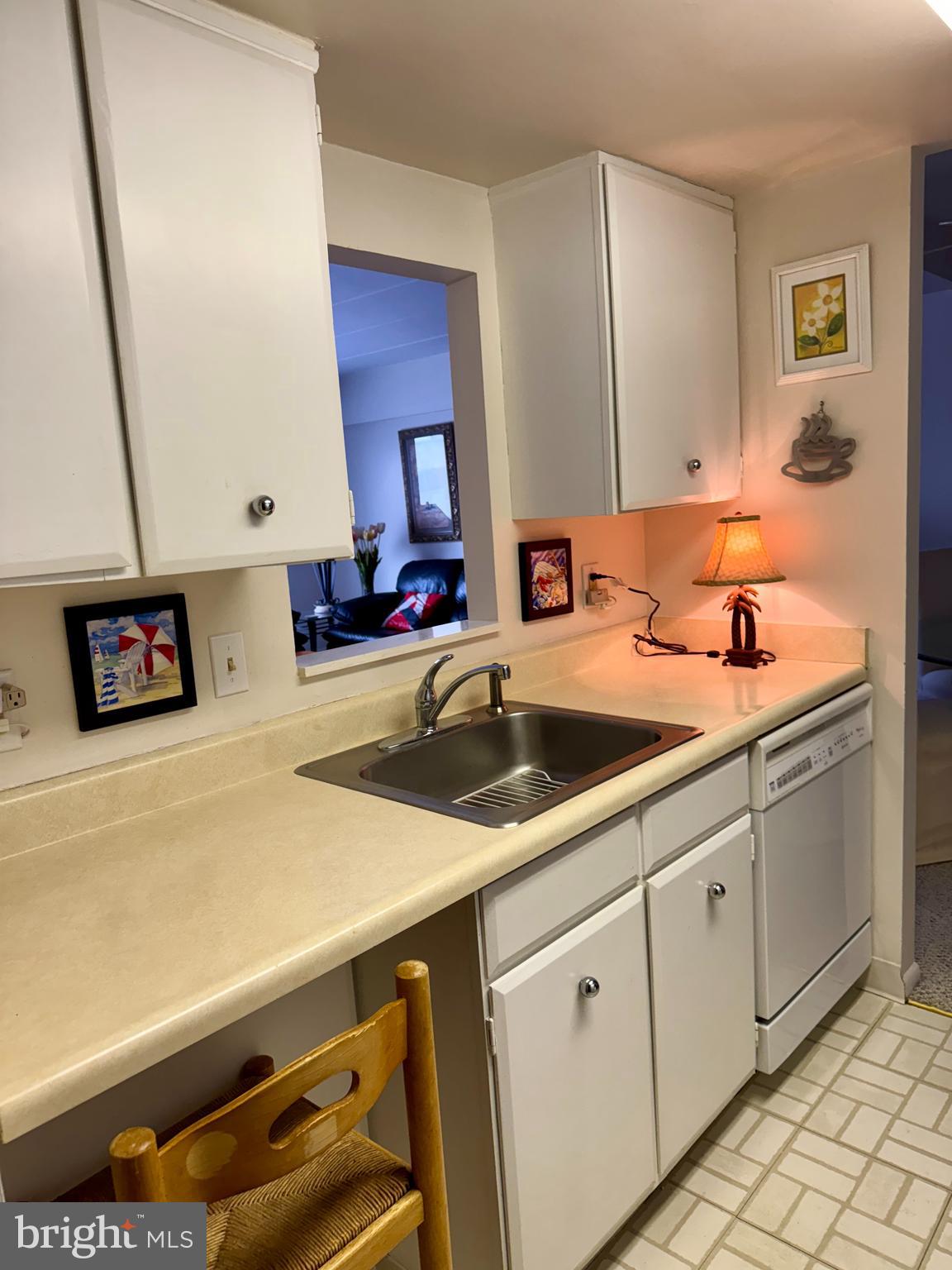 BEAVER HILL - Residential Lease