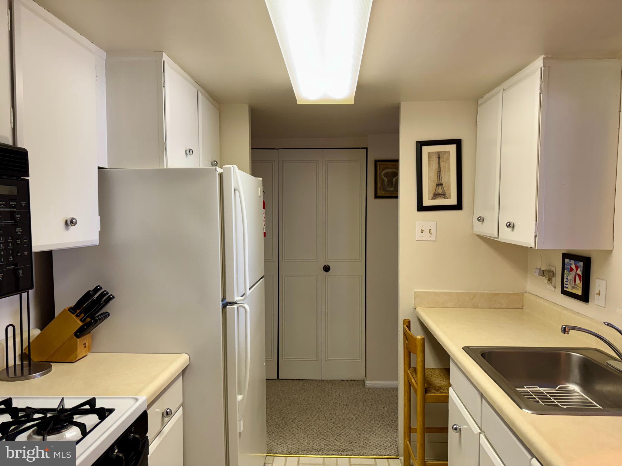 BEAVER HILL - Residential Lease