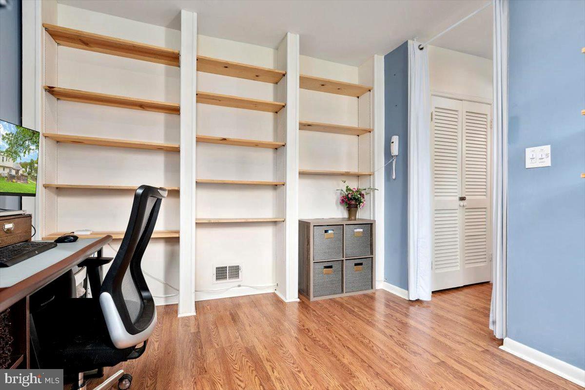 WOODLARK - Residential