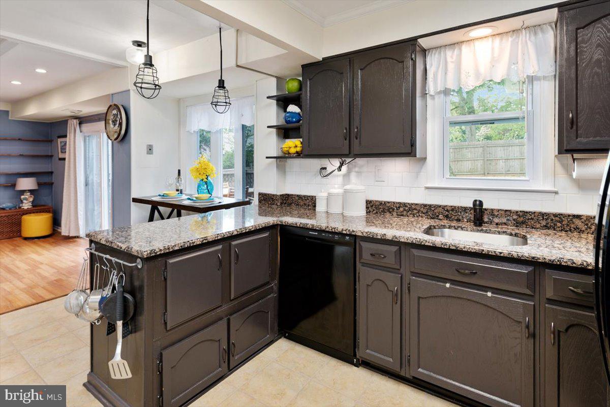 WOODLARK - Residential