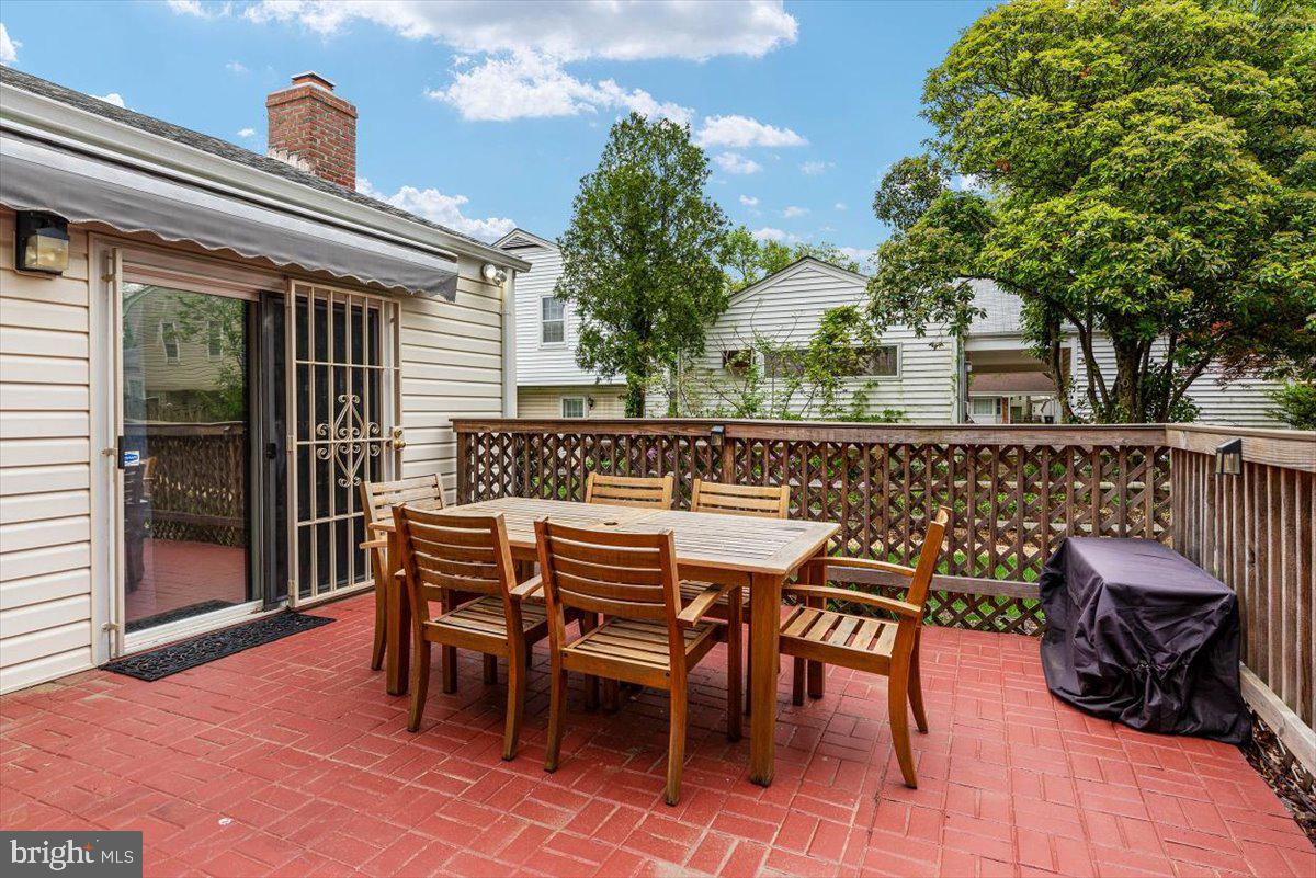 WOODLARK - Residential