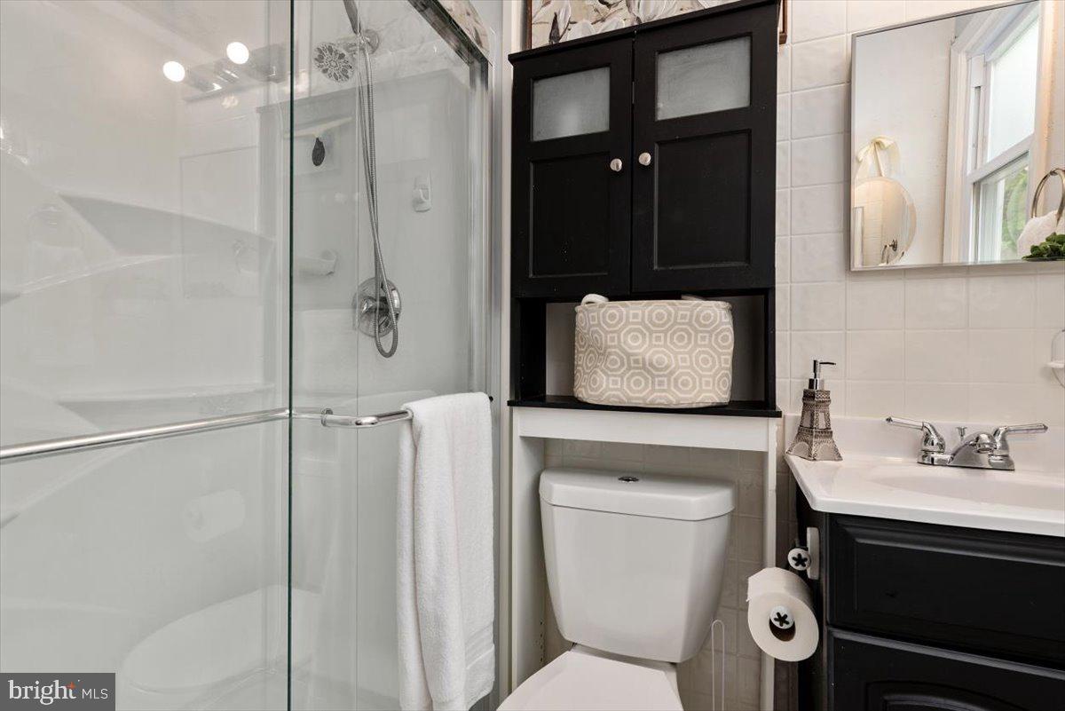 WOODLARK - Residential