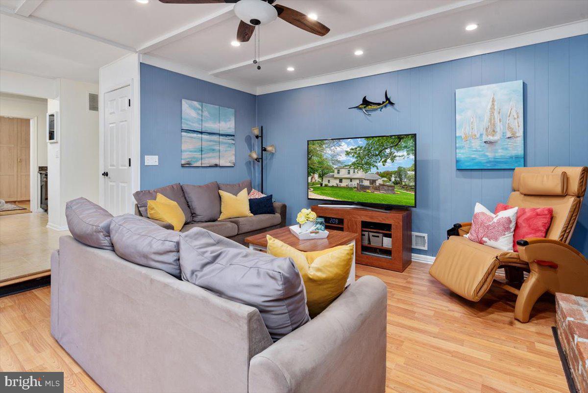 WOODLARK - Residential