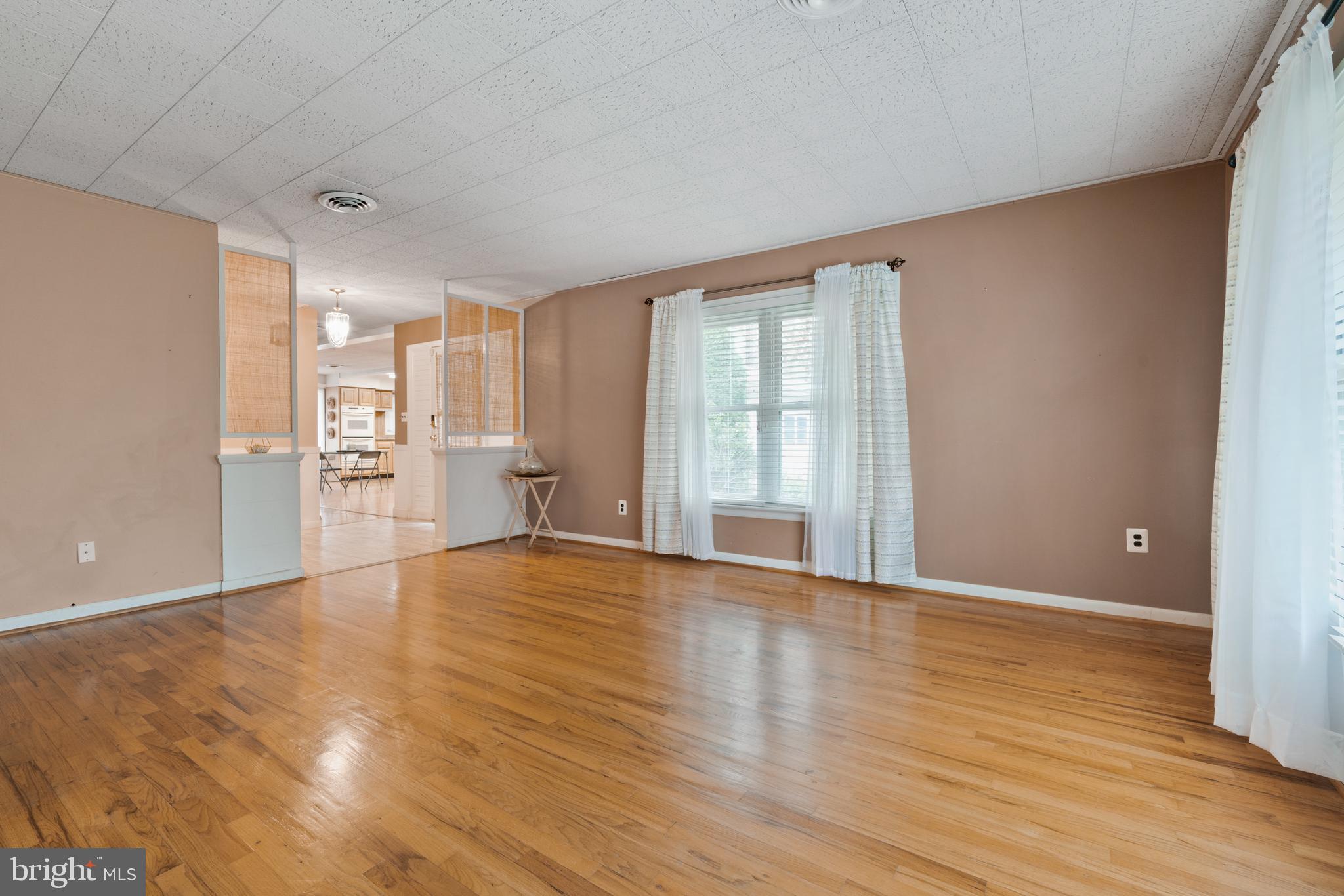 VILLAGE OF OWEN BROWN - Residential