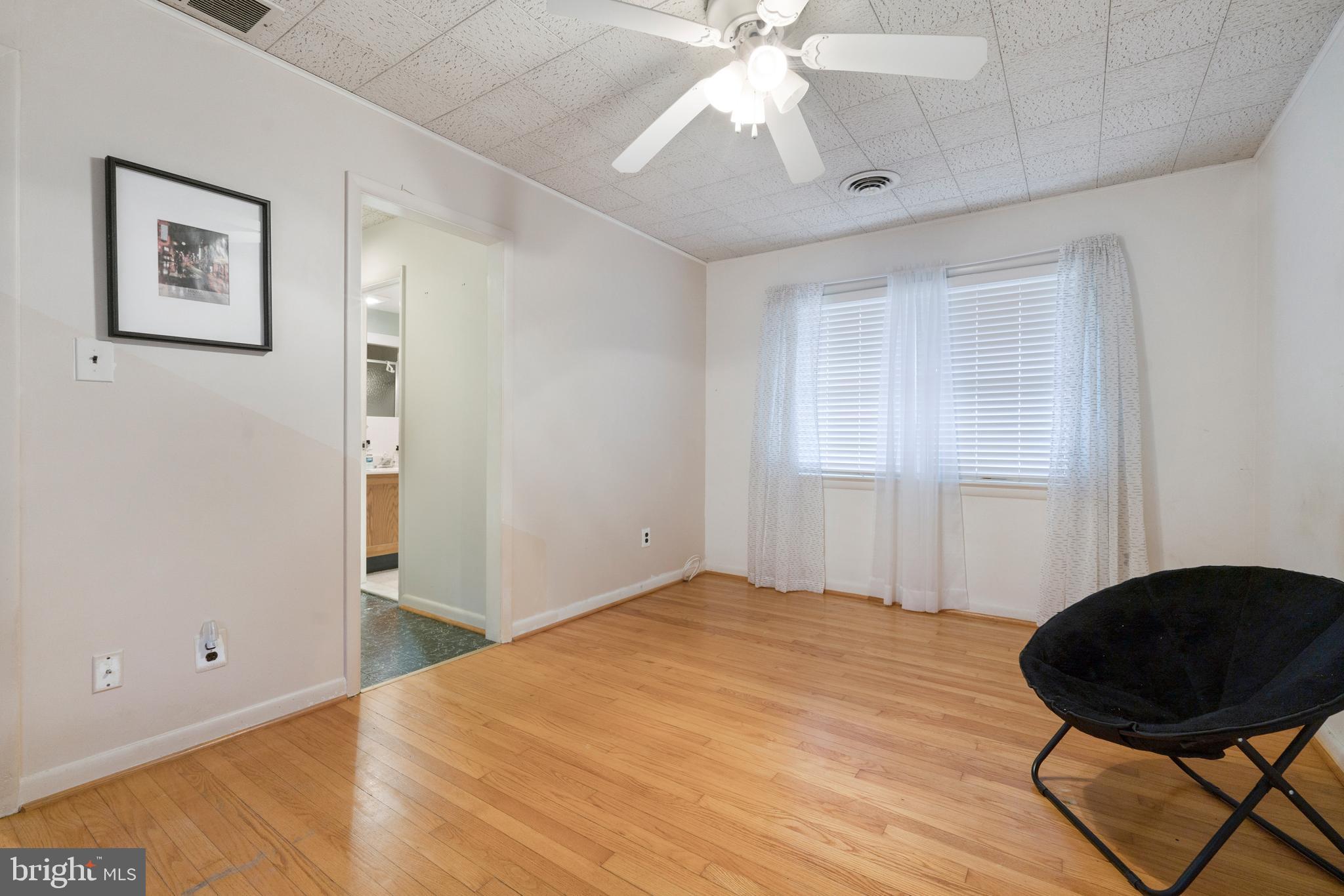 VILLAGE OF OWEN BROWN - Residential