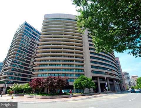 1200 CRYSTAL DRIVE 313 ARLINGTON VA 22202