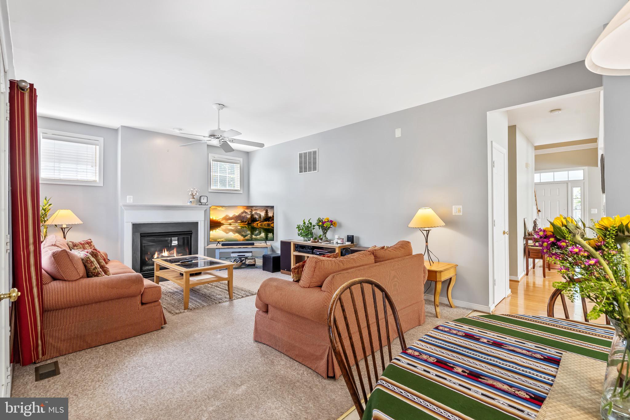 SOUTH RIDING - Residential