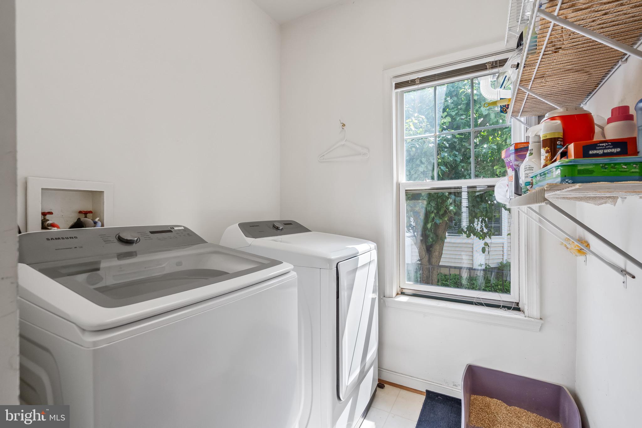 SOUTH RIDING - Residential