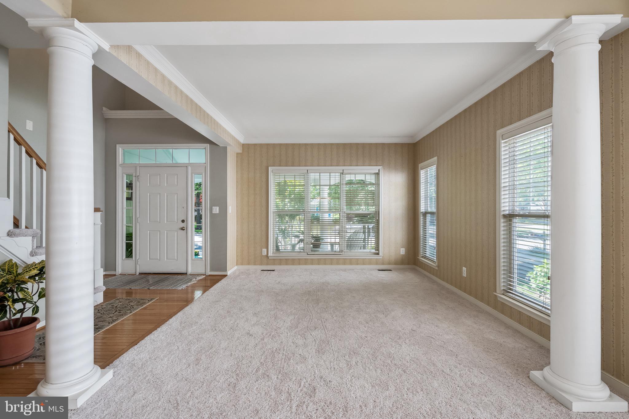 SOUTH RIDING - Residential