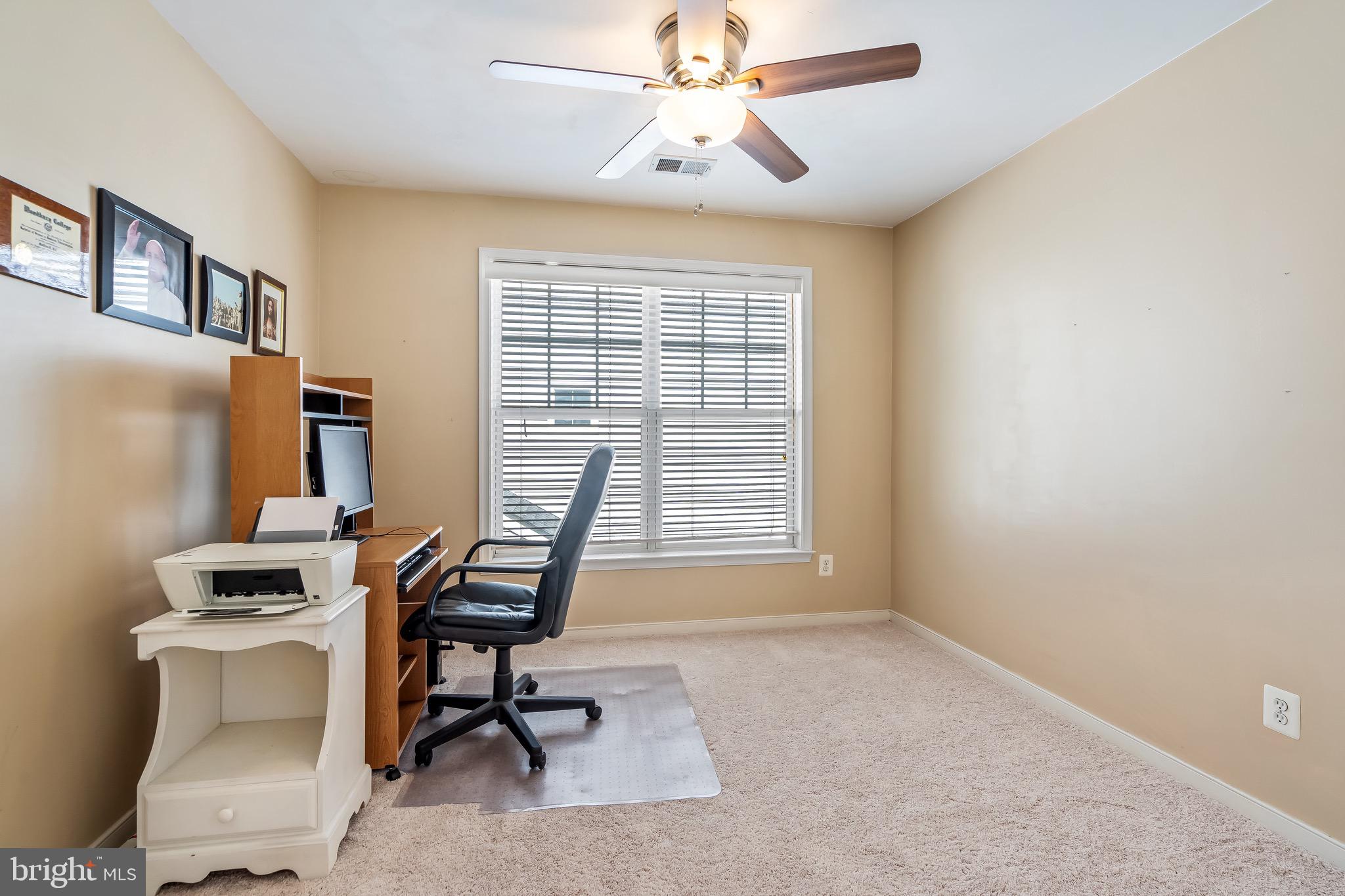 SOUTH RIDING - Residential