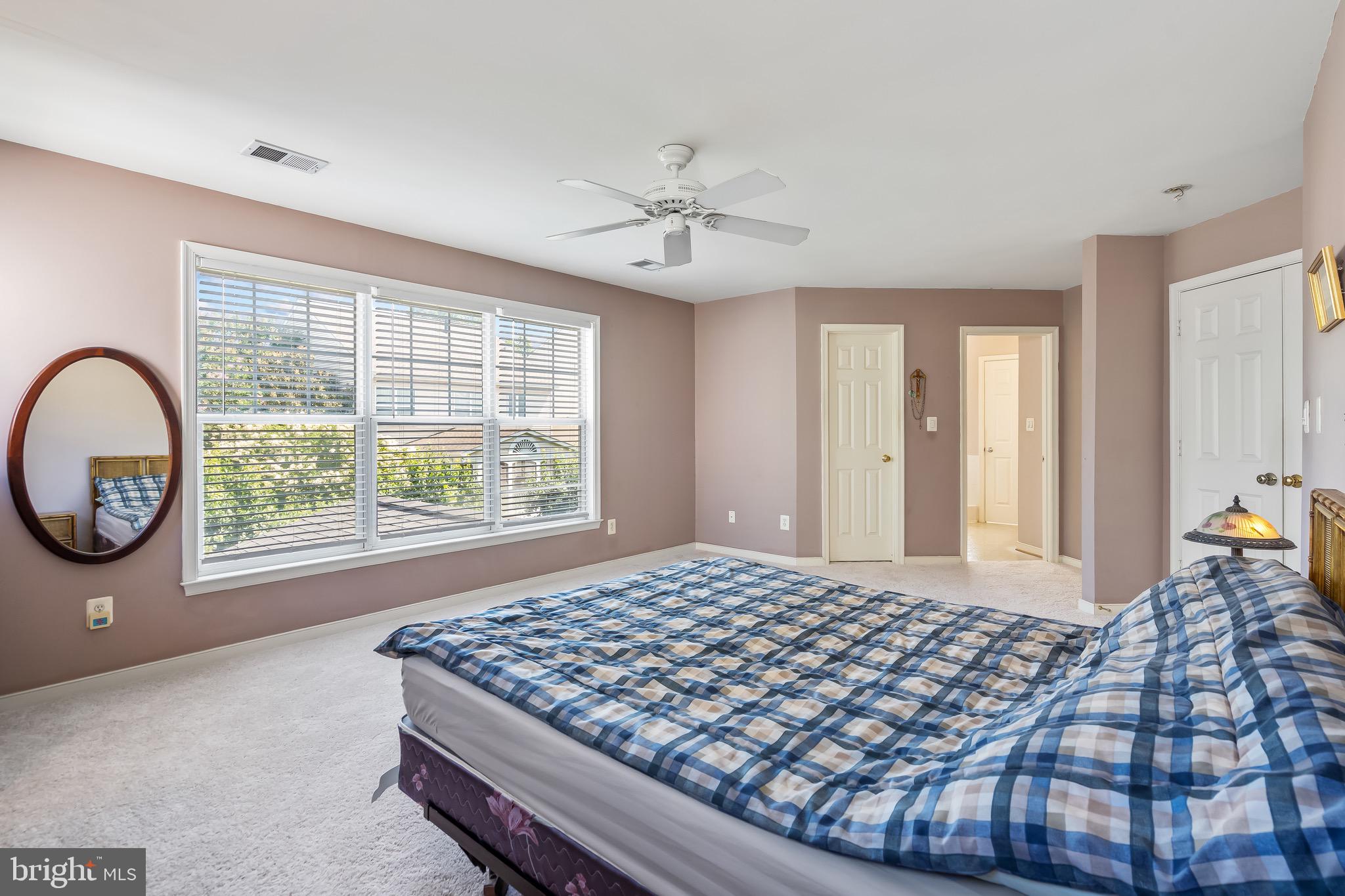 SOUTH RIDING - Residential