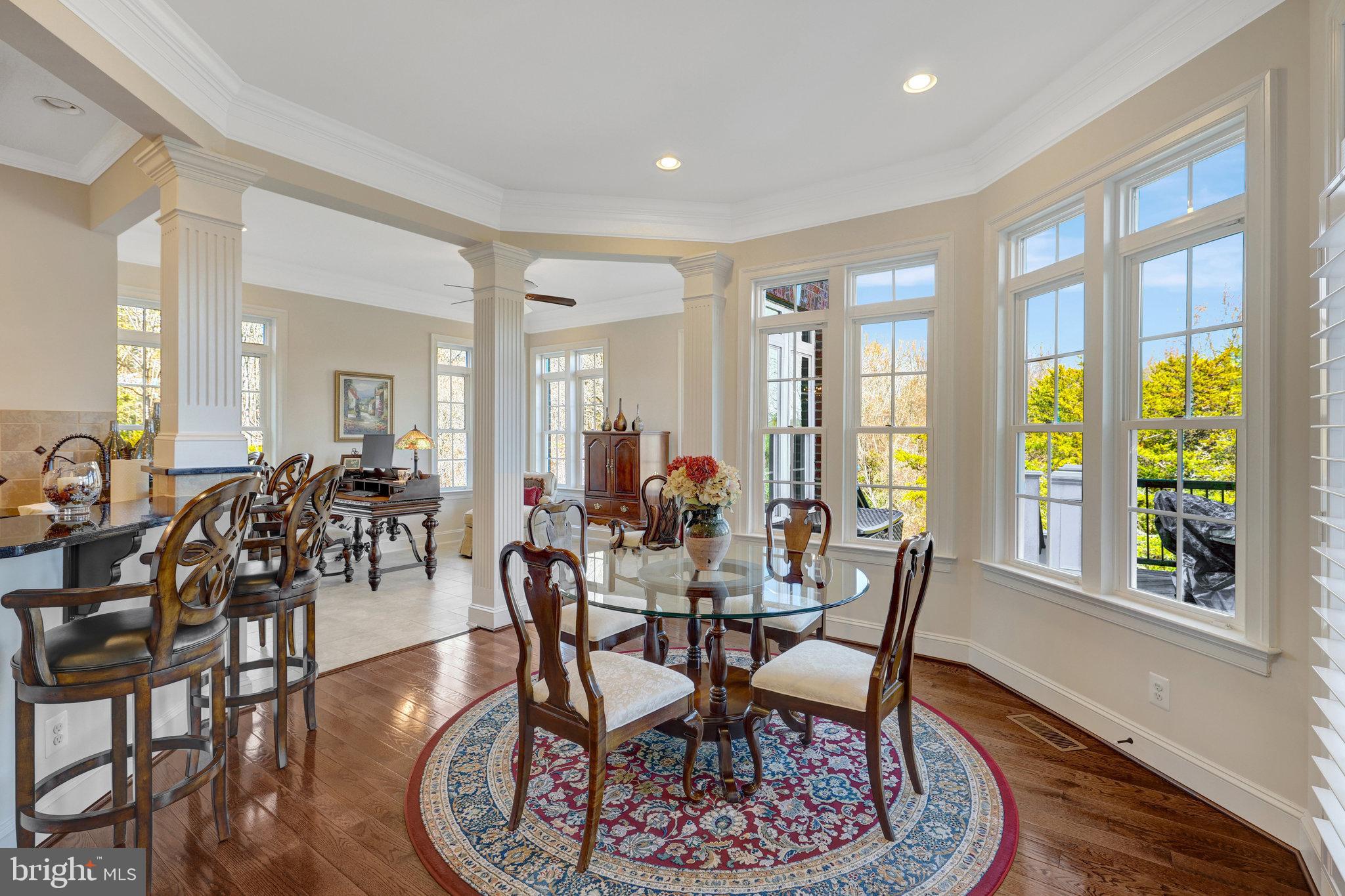 HUNTING CREST - Residential